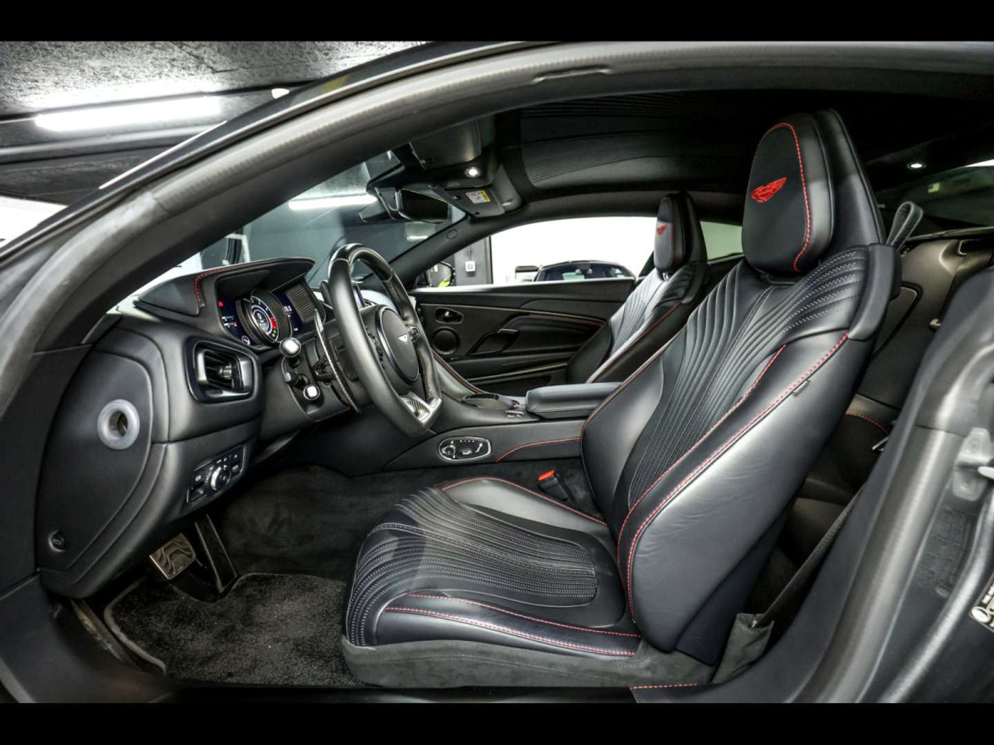 Aston Martin DB11 Coupé V12 - 2022 - Joinsteer - #11