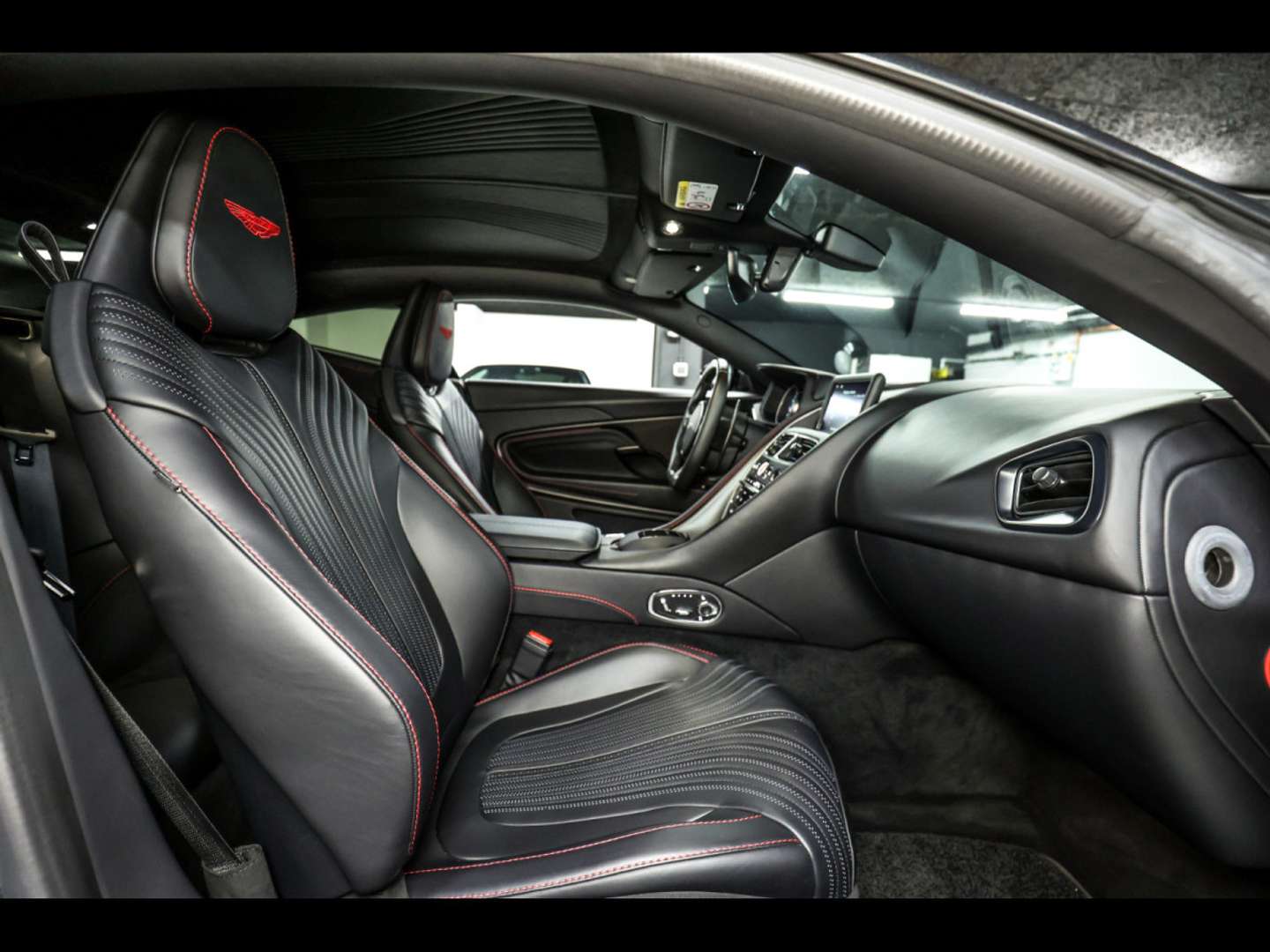 Aston Martin DB11 Coupé V12 - 2022 - Joinsteer - #13