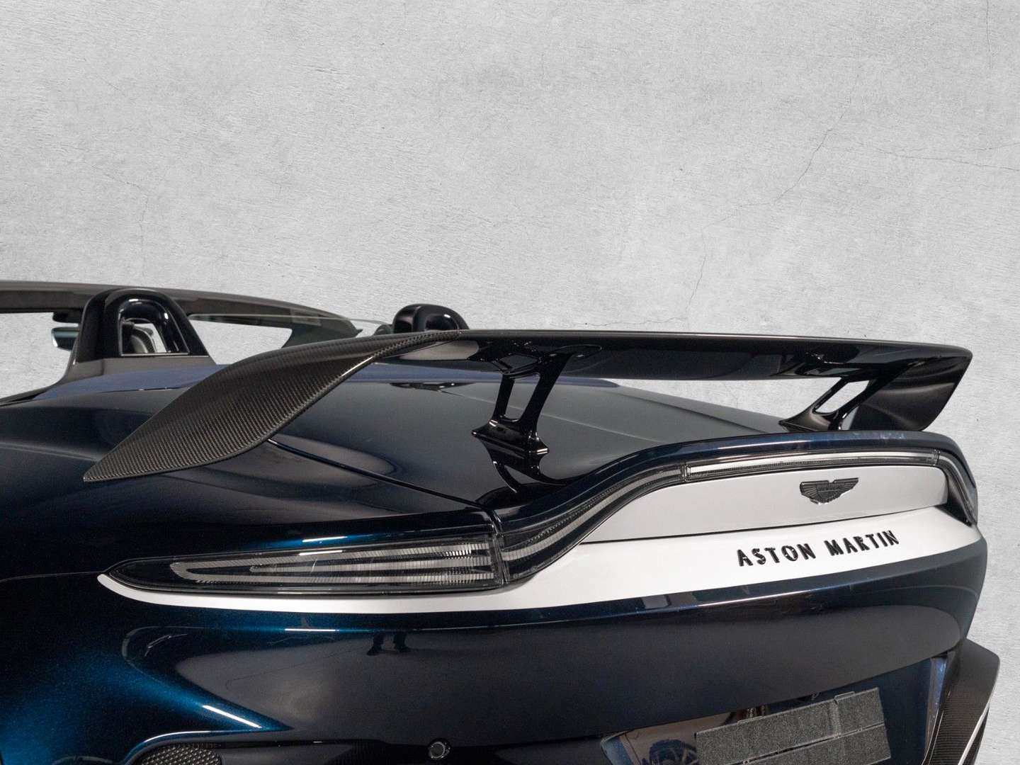 Aston Martin Vantage Roadster V12 Limited - 2024 - Joinsteer - #13