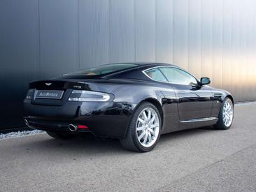 Aston Martin DB9 5.9 V12 Touchtronic — photo 15