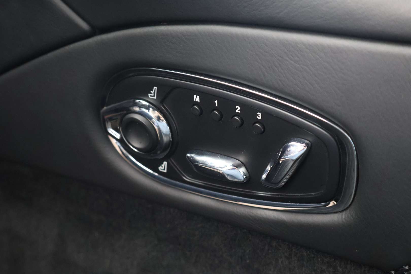 Aston Martin DB11 5.2 V12 - 2017 - Joinsteer - #17