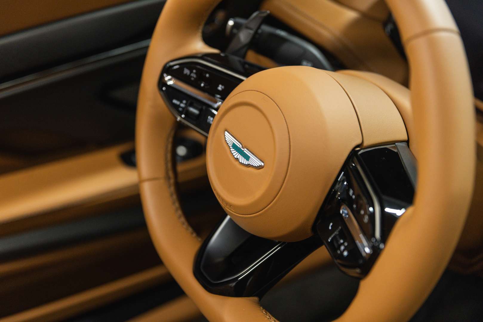 Aston Martin DB12 Volante - 2024 - Joinsteer - #20