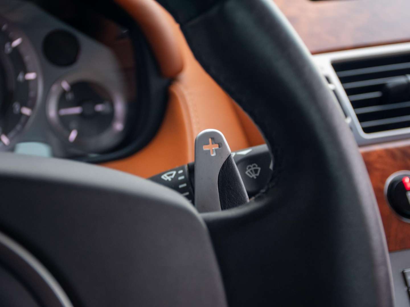 Aston Martin DB9 5.9 V12 Touchtronic - 2007 - Joinsteer - #19