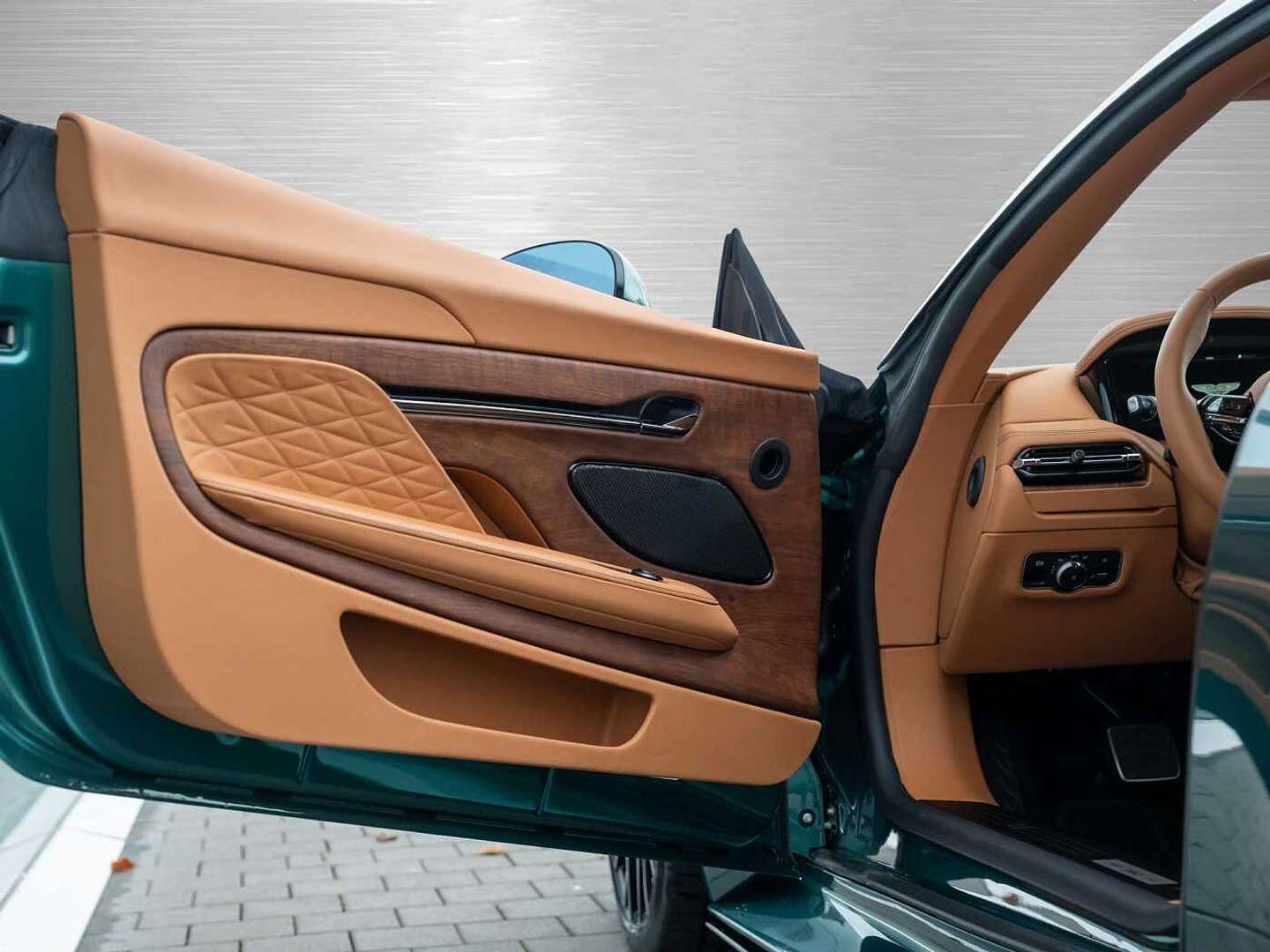 Aston Martin DB12 Coupé V8 - 2024 - Joinsteer - #21