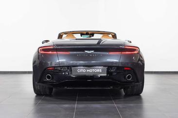 Aston Martin DB12 Volante — photo 25