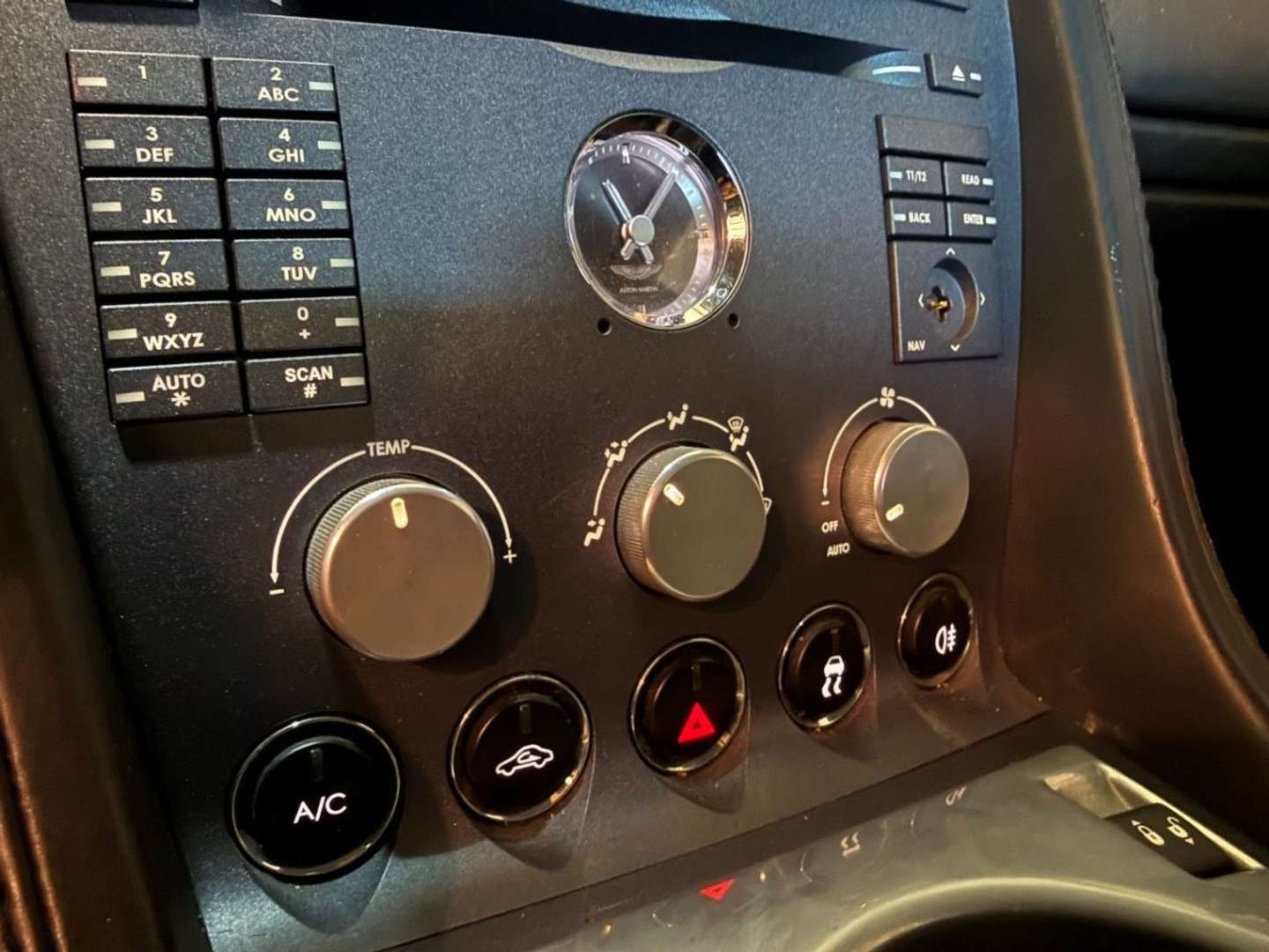 Aston Martin V8 4.3 V8 380CH - 2006 - Joinsteer - #25