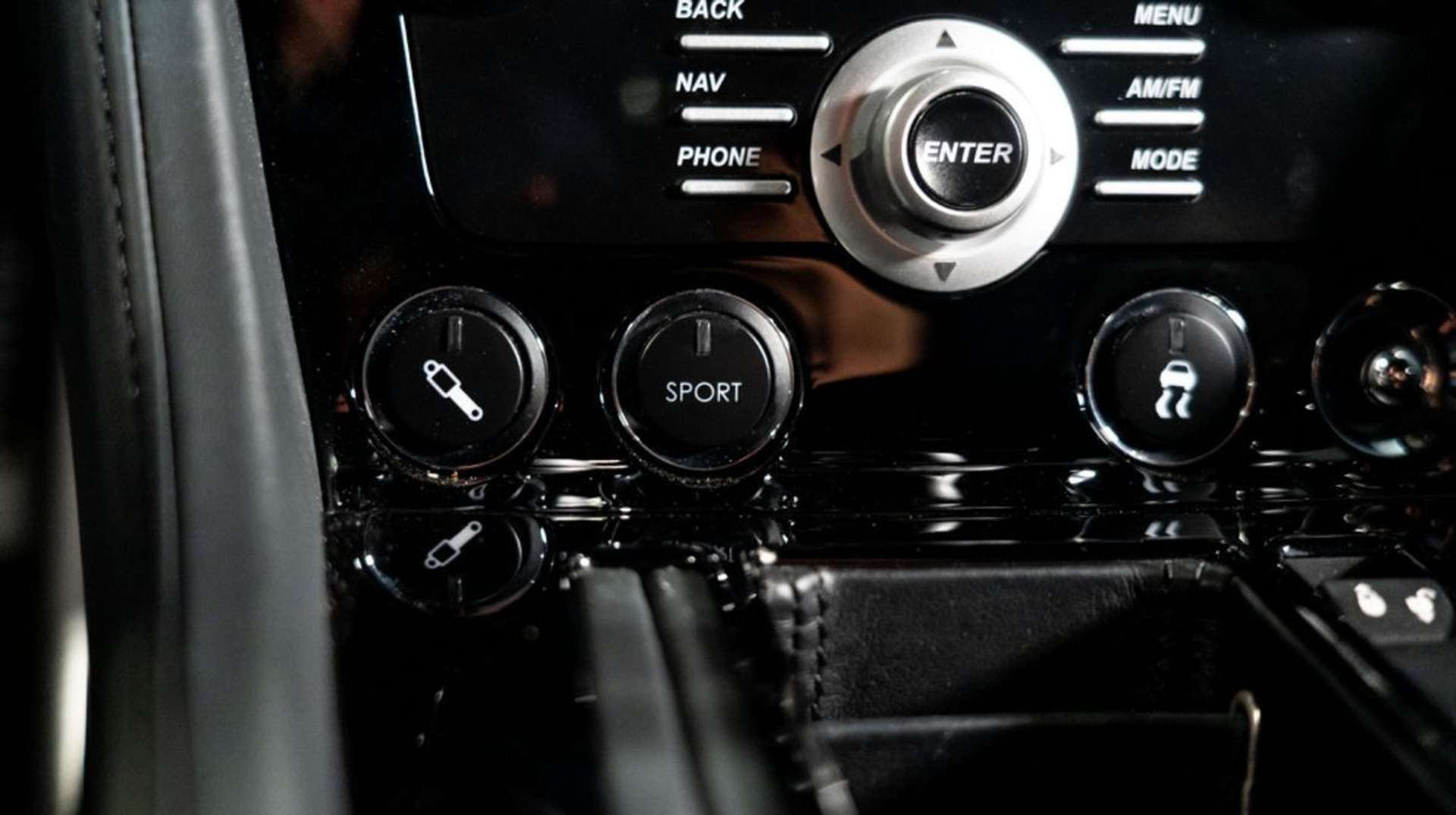 Aston Martin DBS V12 517 - 2009 - Joinsteer - #23