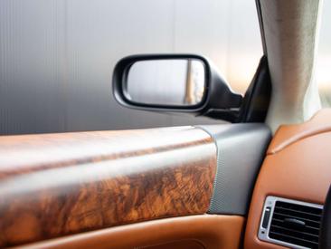 Aston Martin DB9 5.9 V12 Touchtronic — photo 28