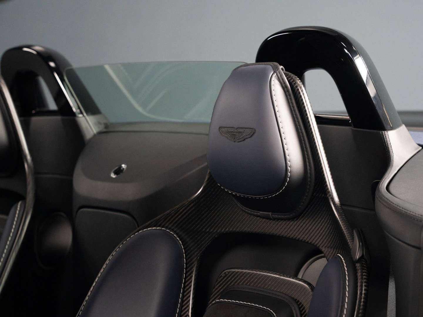 Aston Martin Vantage Roadster V12 Limited - 2024 - Joinsteer - #29