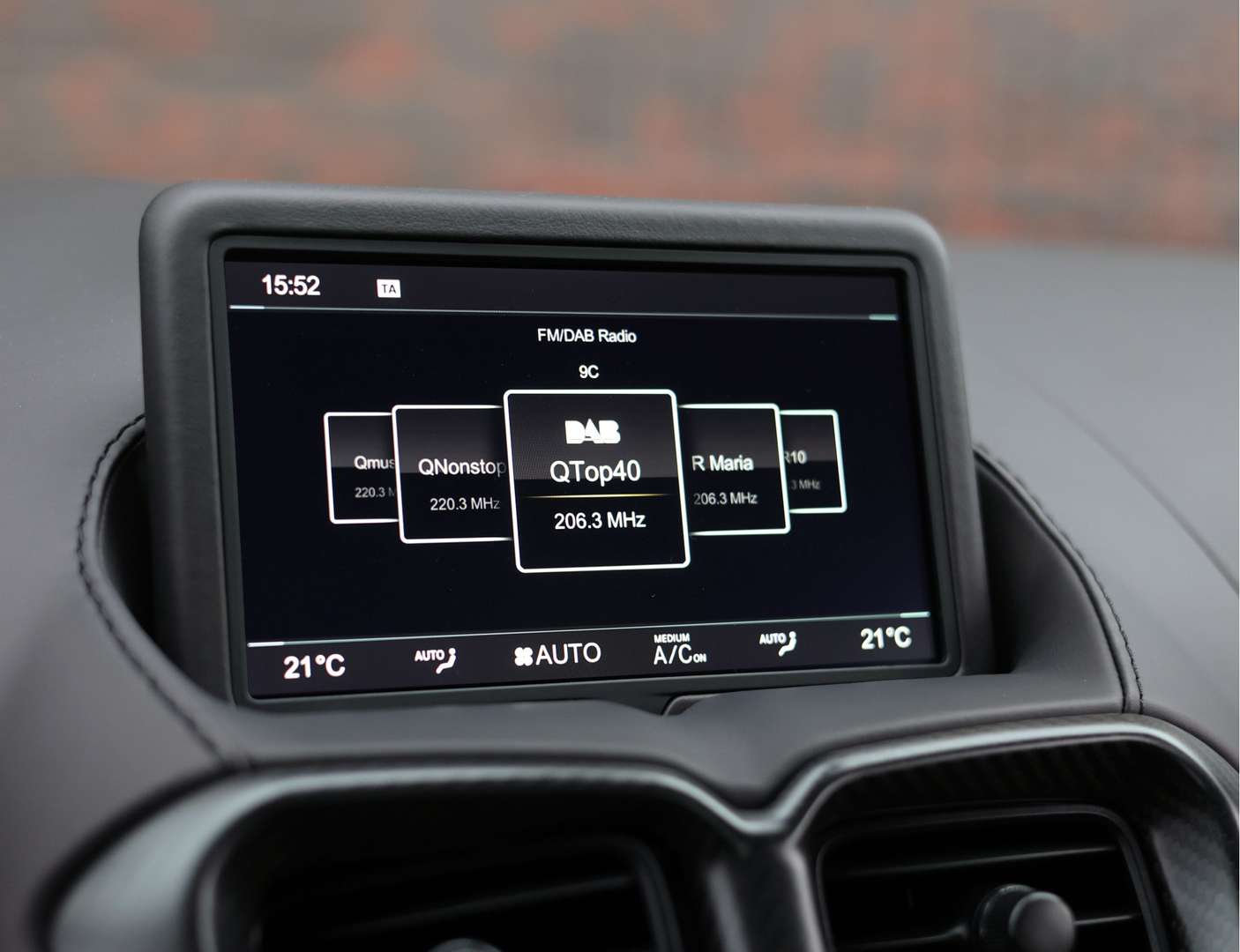 Aston Martin Vantage 5.2 V12 - 2023 - Joinsteer - #38