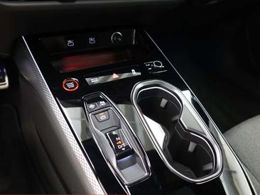 Audi A6 S Line Avant 30 TDI — photo 7