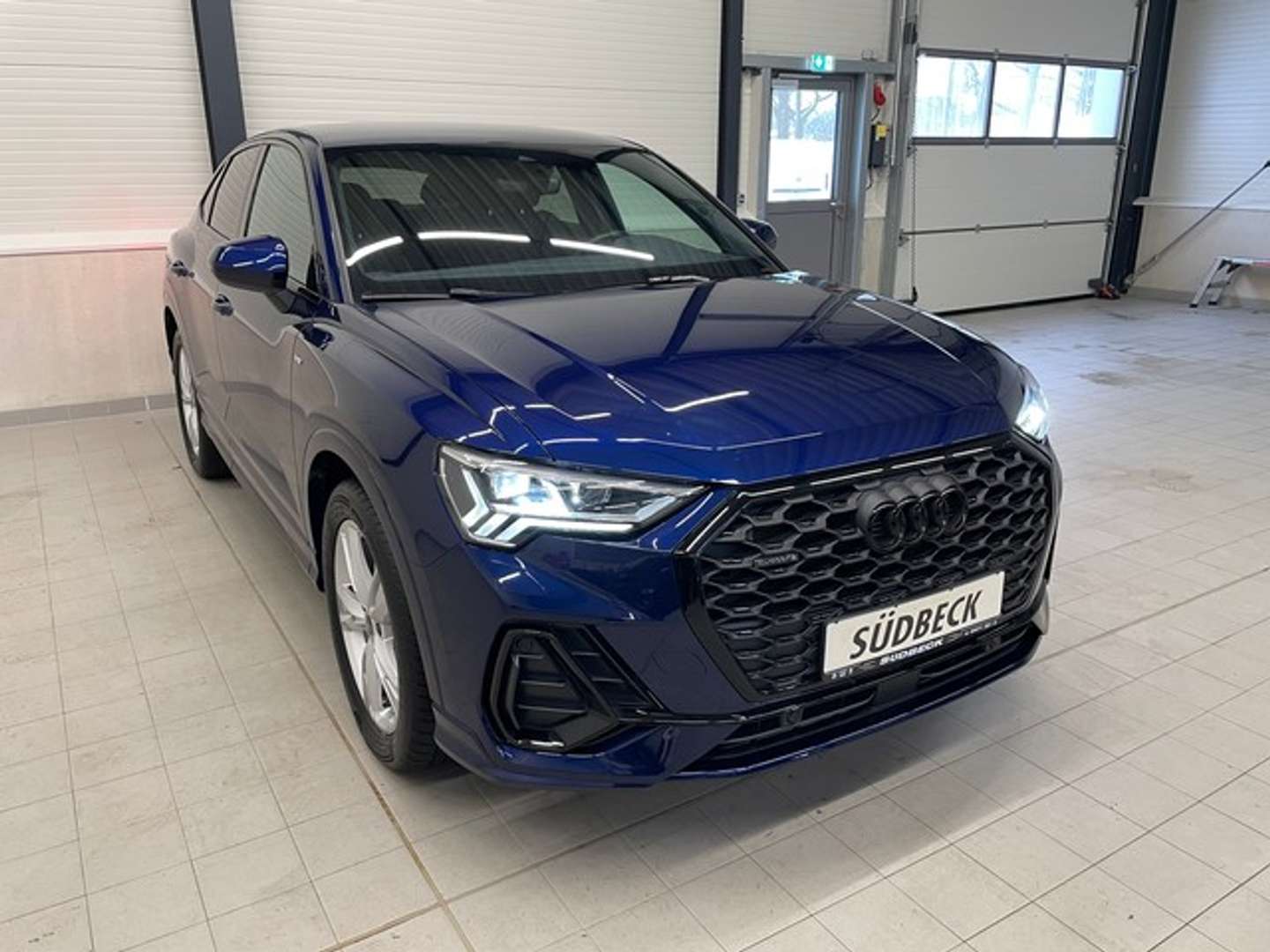 Audi Q3 Sportback S Line 35 TDI - 2023 - Joinsteer - #2