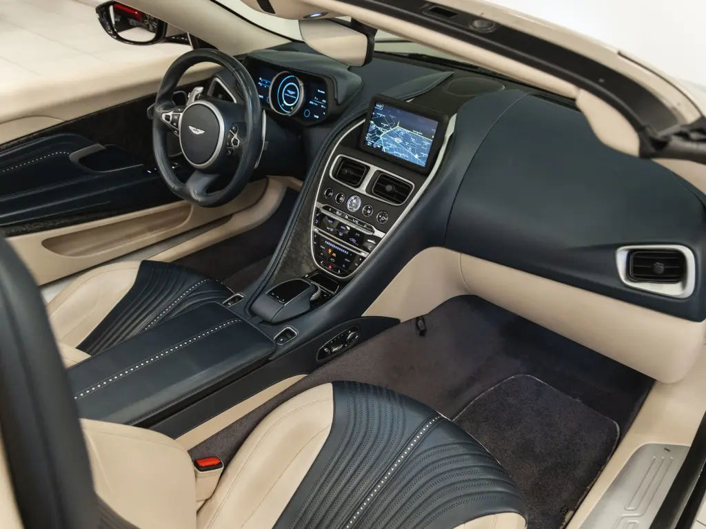 Aston Martin DB11 V8 Volante 4.0 - 2018 - Joinsteer - #32