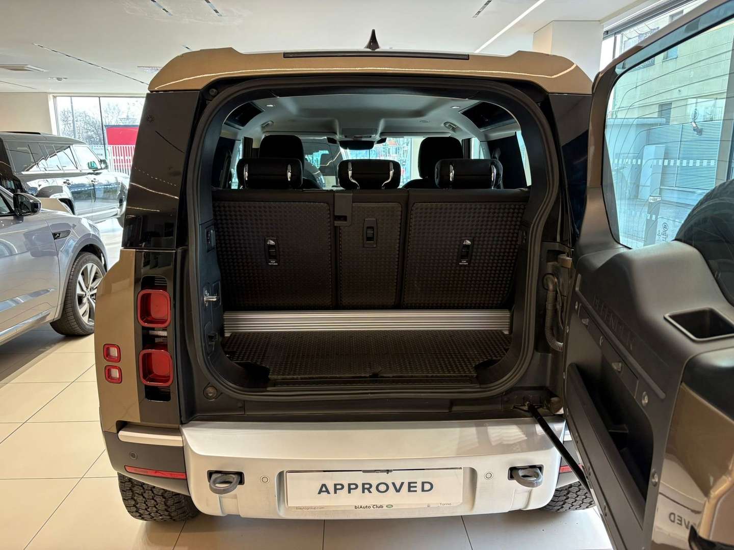 Land Rover Defender 90 3.0d I6 Mhev Awd 200cv Auto - 2021 - Joinsteer - #11