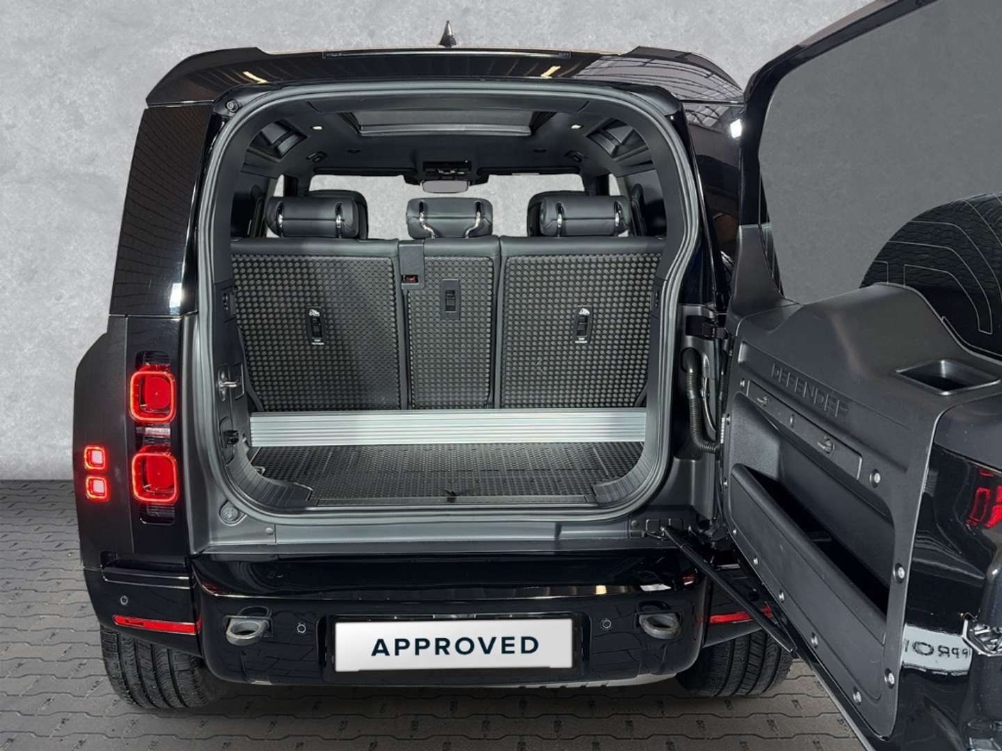 Land Rover Defender 90 D200 X-Dynamic HSE Winterpaket Pano - 2022 - Joinsteer - #13