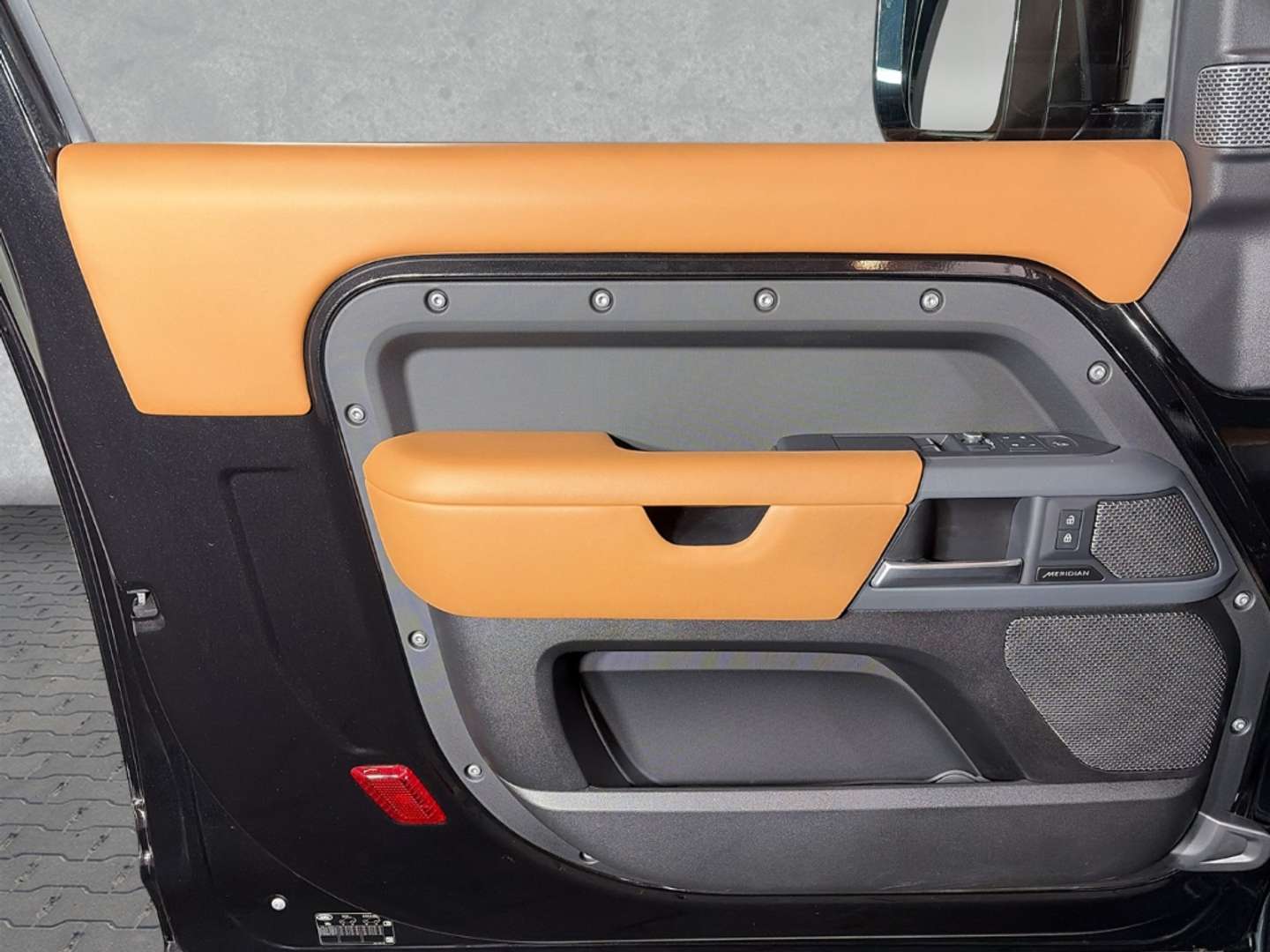 Land Rover Defender 90 D200 X-Dynamic HSE Winterpaket Pano - 2022 - Joinsteer - #19