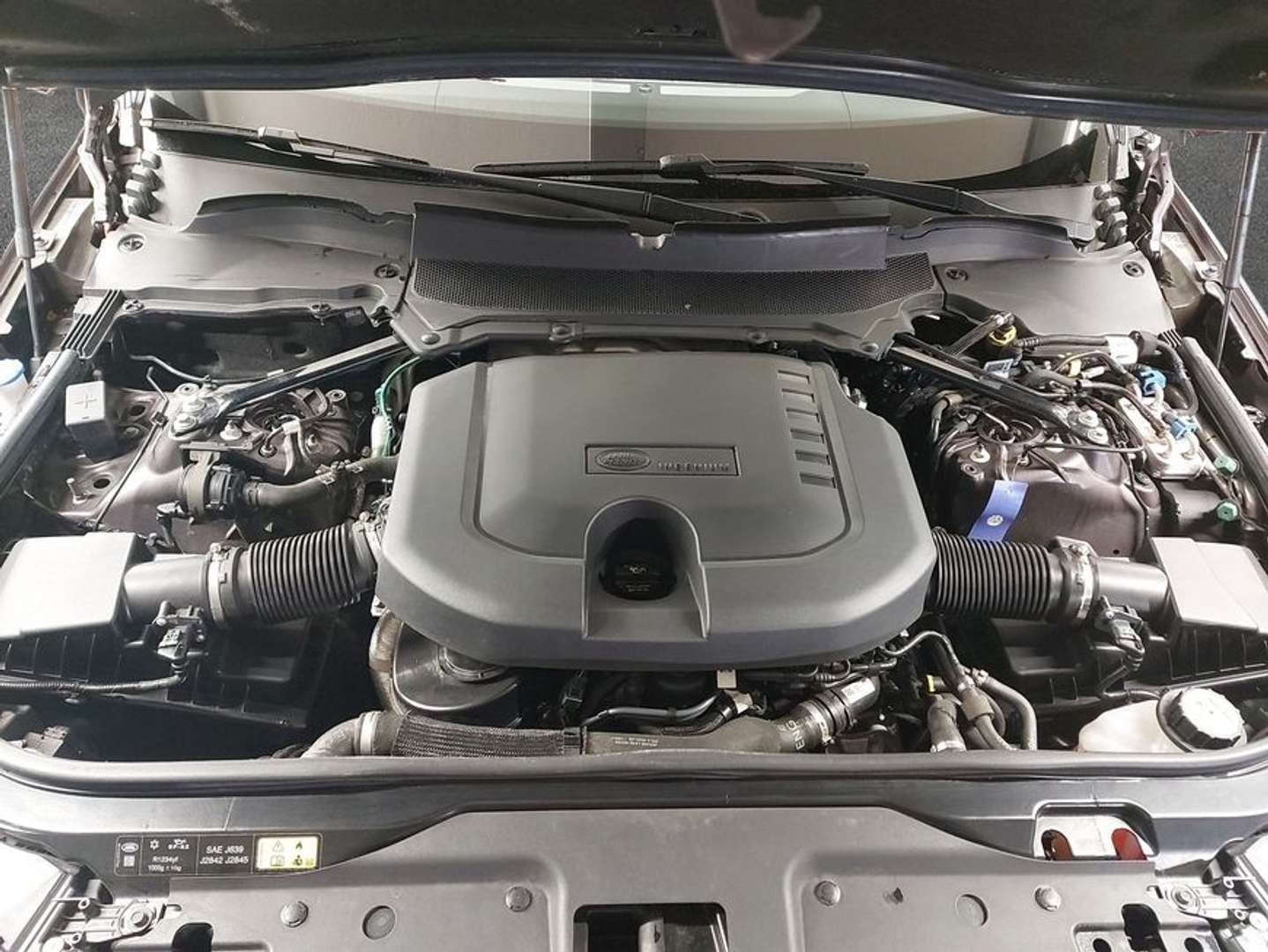 Land Rover Discovery D300 R-Dynamic SE - 2022 - Joinsteer - #11