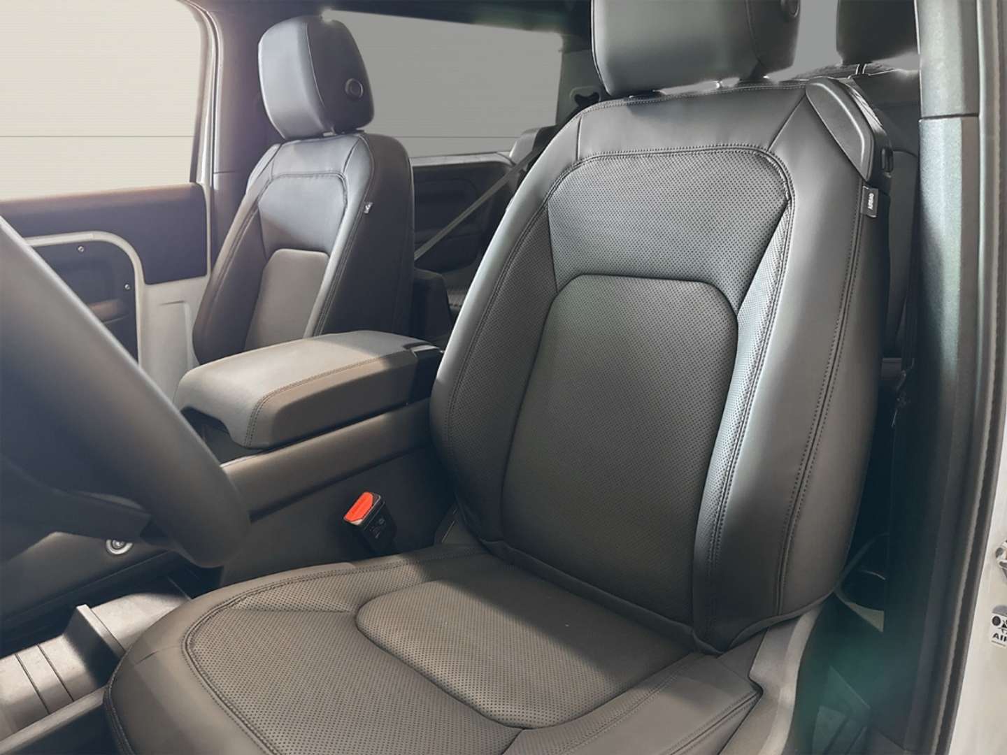 Land Rover Defender 90 D250 X-Dynamic SE+Luft+Pano+AHK+Matrix - 2025 - Joinsteer - #8