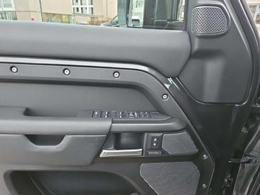 Land Rover Defender 110 Carpathian Edition/NAVI/ACC/DAB V8 — photo 15