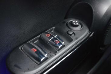 Mini Cabrio Sport John Cooper Works — photo 16