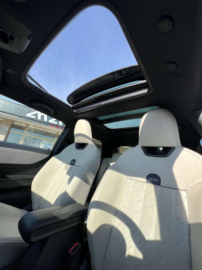Mini Hatch 3 Portes Favoured Cooper S - 2024 - Joinsteer - #10