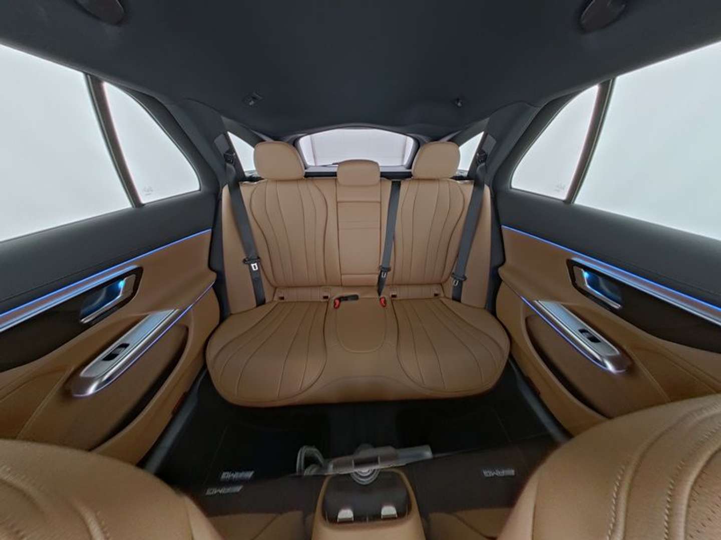 Mercedes Classe E Break 220 Night Edition - 2025 - Joinsteer - #6