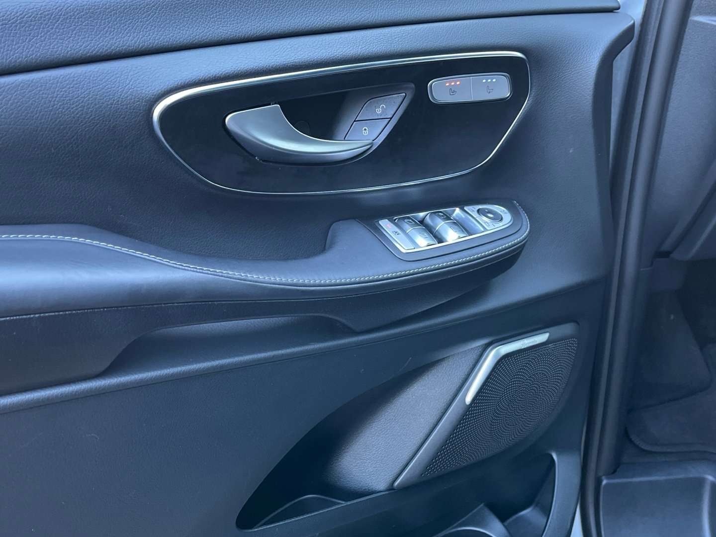 Mercedes V 300 300 Avantgarde - 2022 - Joinsteer - #12