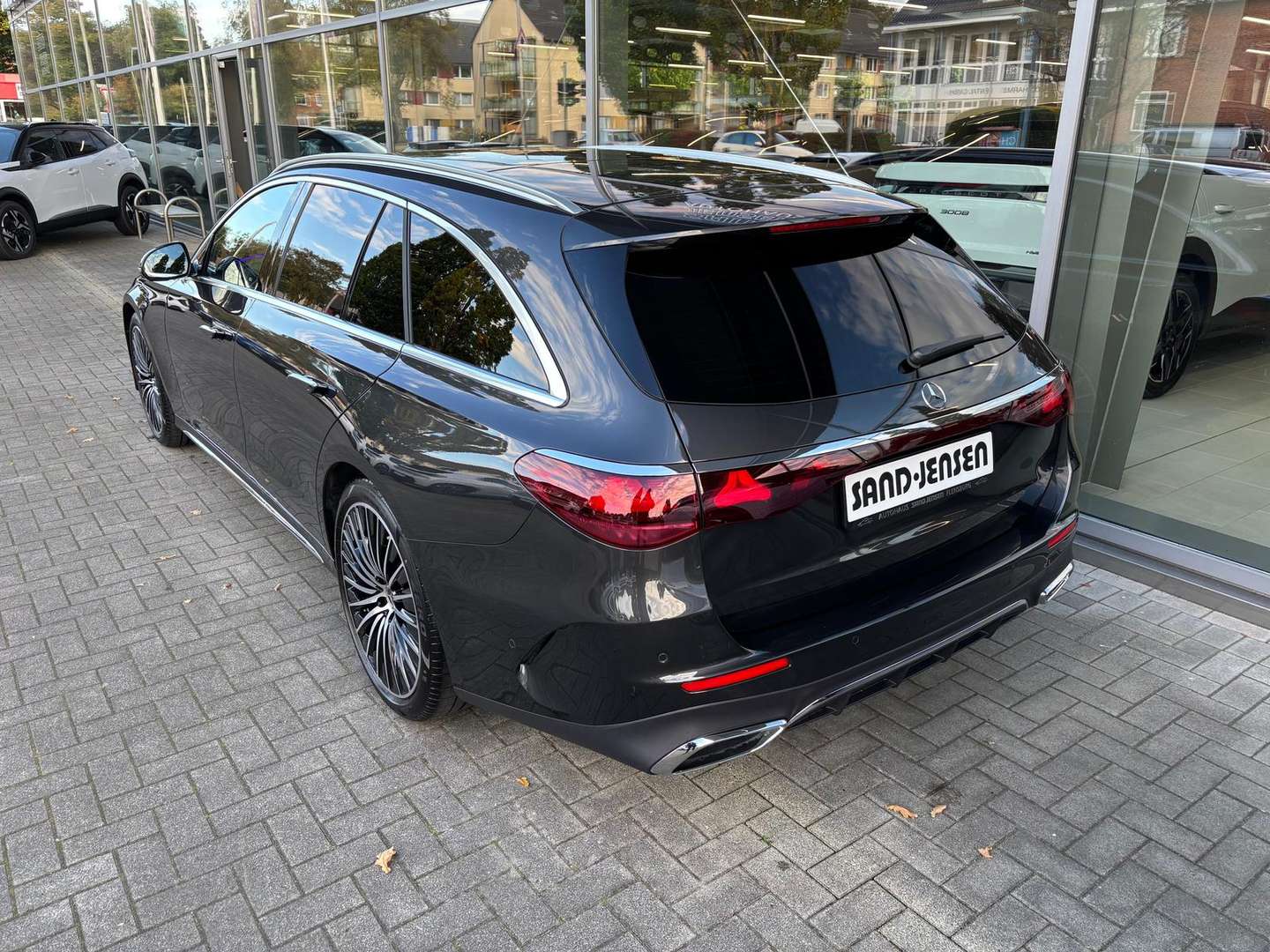 Mercedes Classe E Break 220 AMG Line - 2024 - Joinsteer - #2