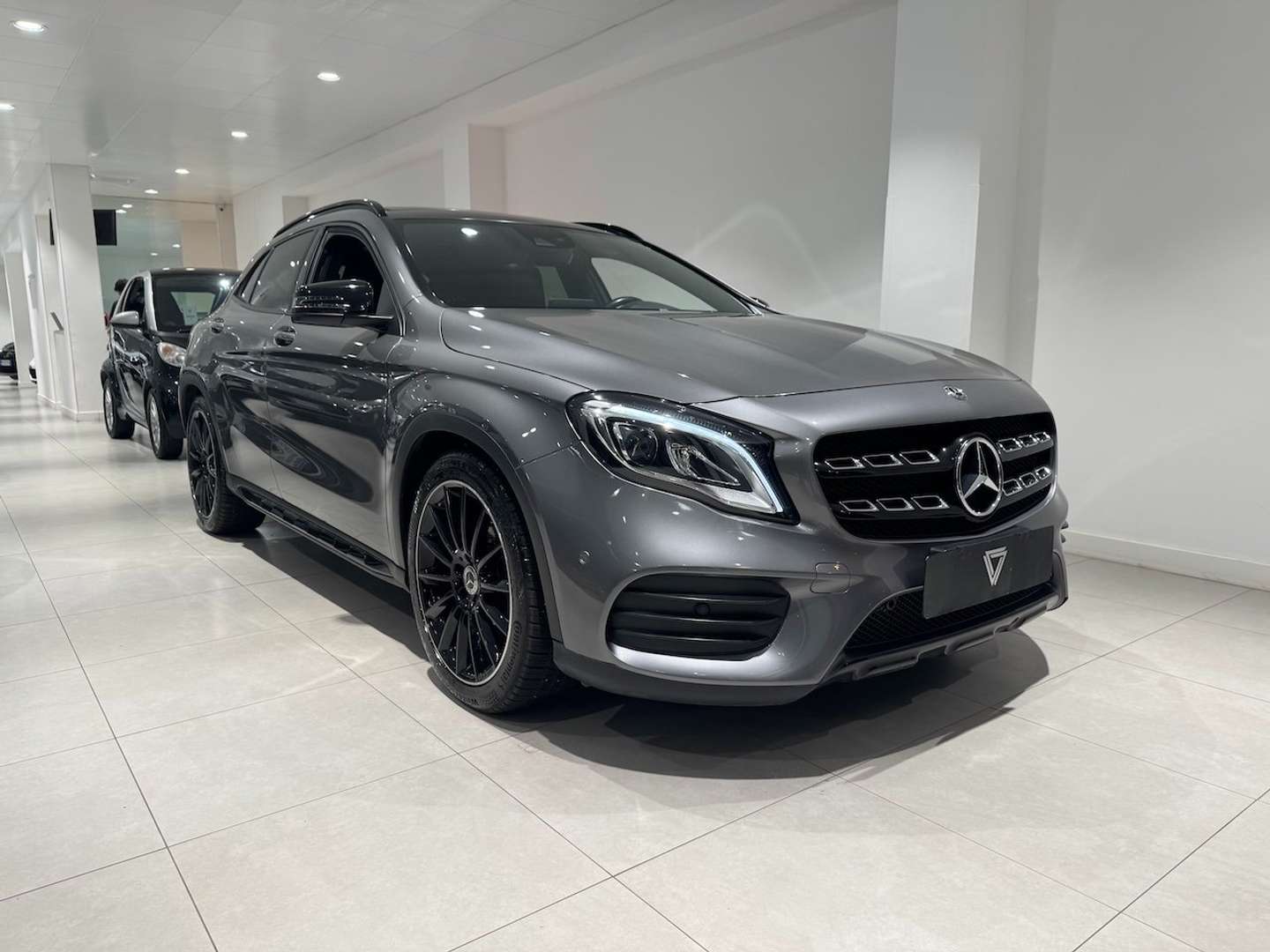 Mercedes GLA 200 200 Night Edition - 2019 - Joinsteer - #2