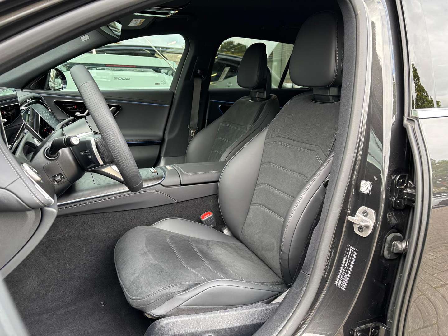 Mercedes Classe E Break 220 AMG Line - 2025 - Joinsteer - #12