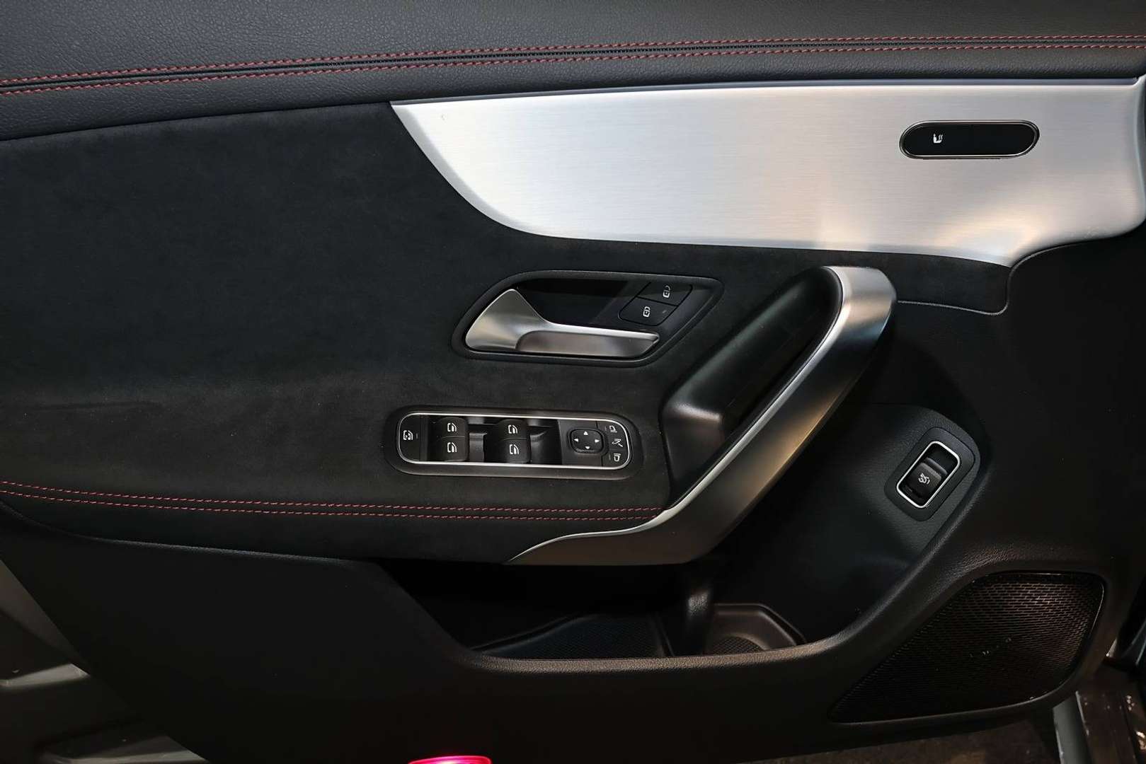 Mercedes CLA 200 Coupé 200 Night Edition - 2026 - Joinsteer - #12