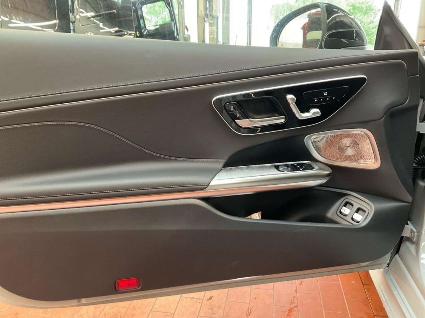 Mercedes CLE 300 E 300 Night Edition - 2025 - Joinsteer - #3