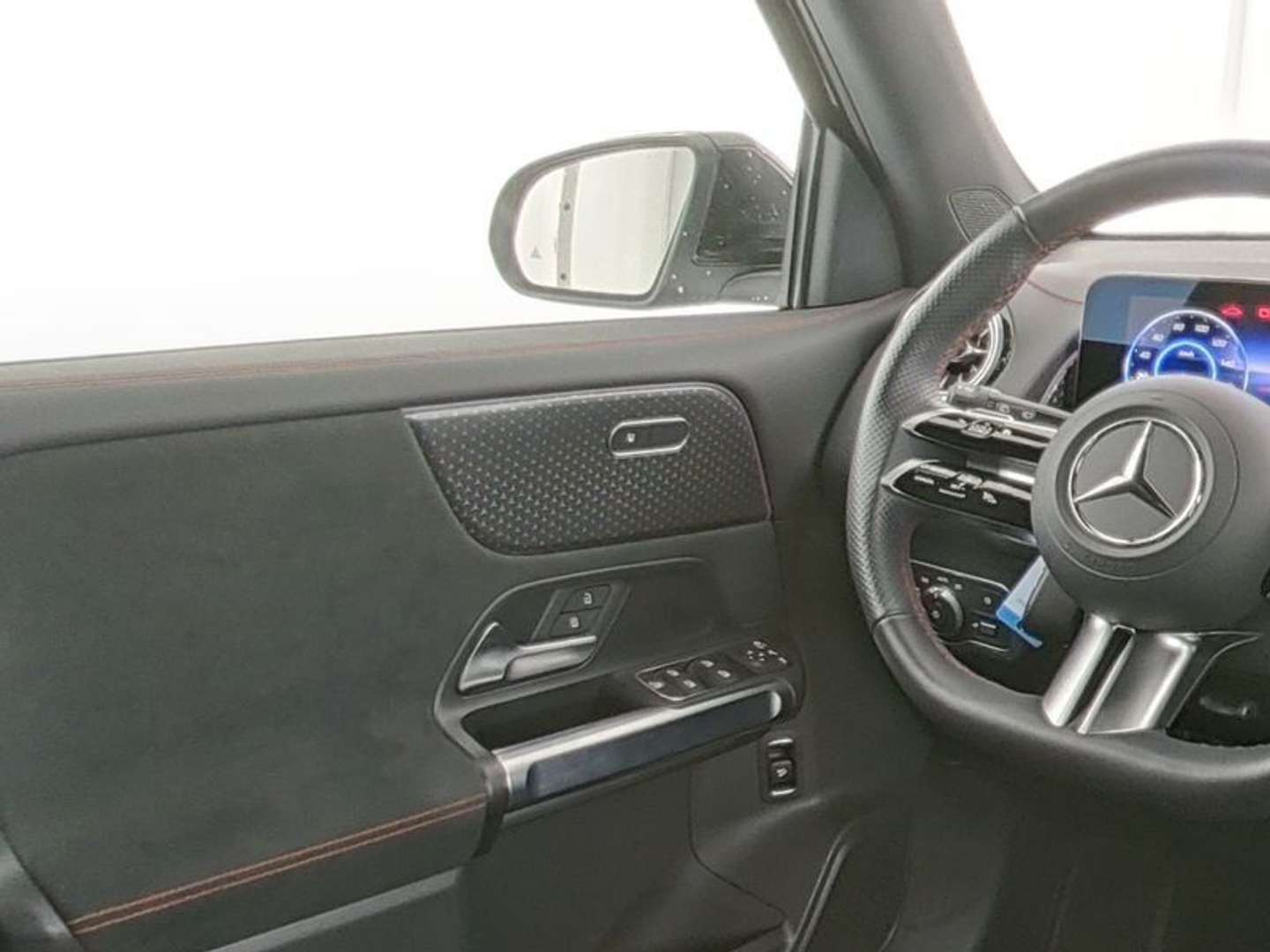 Mercedes EQB 300 AMG Line - 2024 - Joinsteer - #4