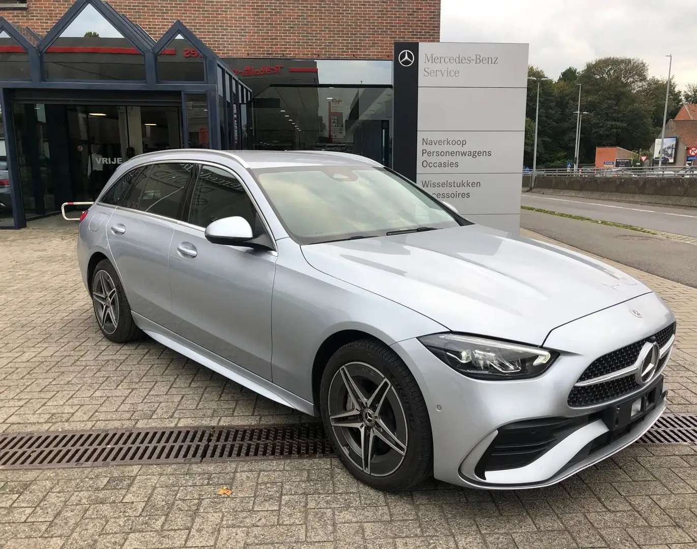 Mercedes Classe C 300 E 300 AMG Line - 2024 - Joinsteer - #1
