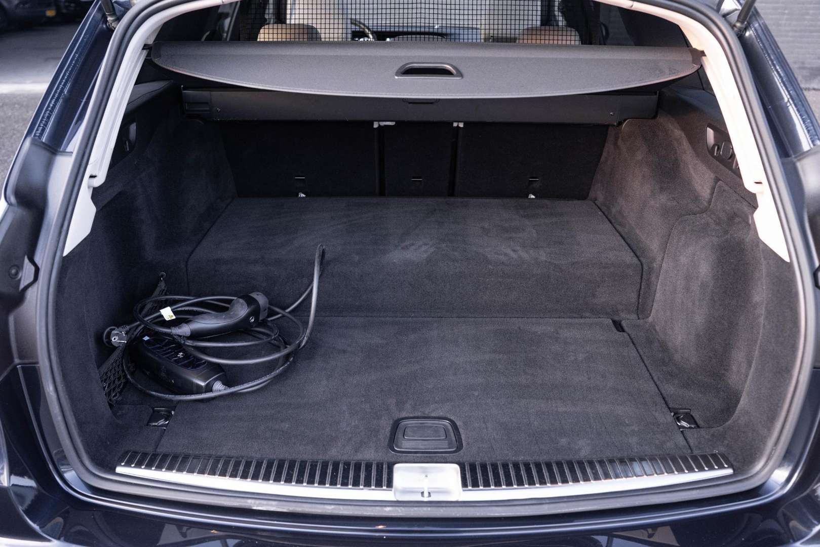 Mercedes Classe E Break 300 AMG Line - 2022 - Joinsteer - #9