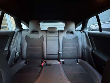 Mercedes CLA Shooting Break 200 AMG Line — photo 17