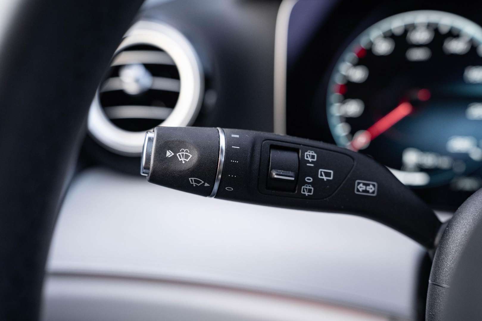 Mercedes Classe E Break 300 AMG Line - 2022 - Joinsteer - #25