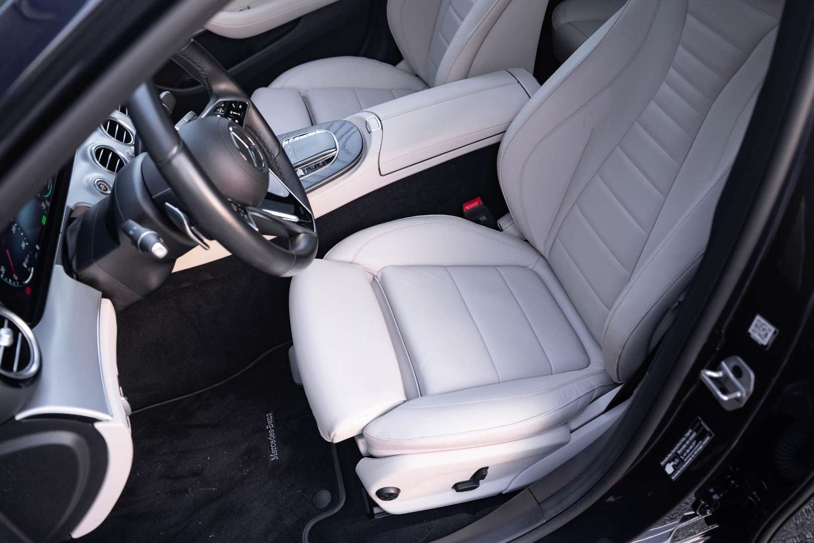 Mercedes Classe E Break 300 AMG Line - 2022 - Joinsteer - #29