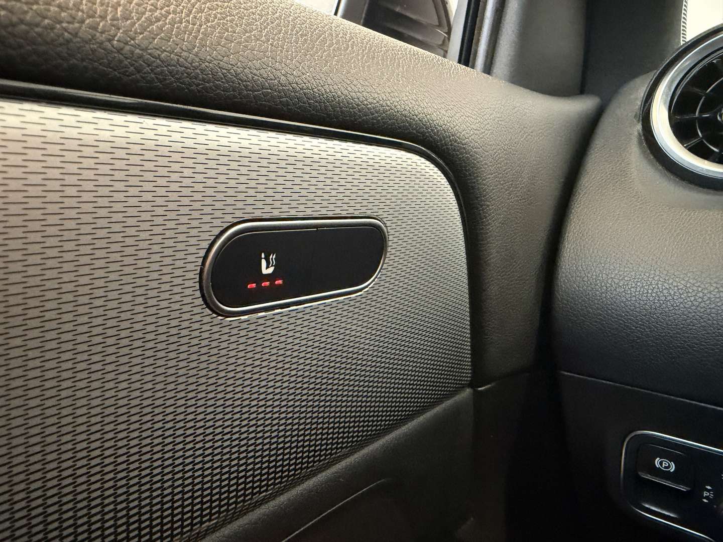 Mercedes GLA 250 250 Business Line - 2023 - Joinsteer - #17