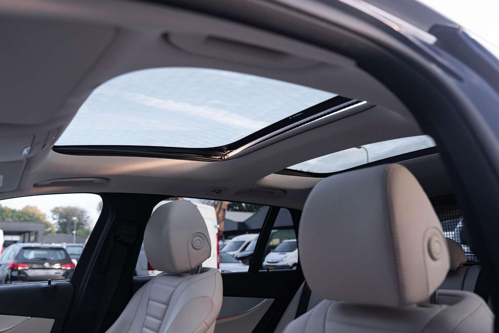 Mercedes Classe E Break 300 AMG Line - 2022 - Joinsteer - #32