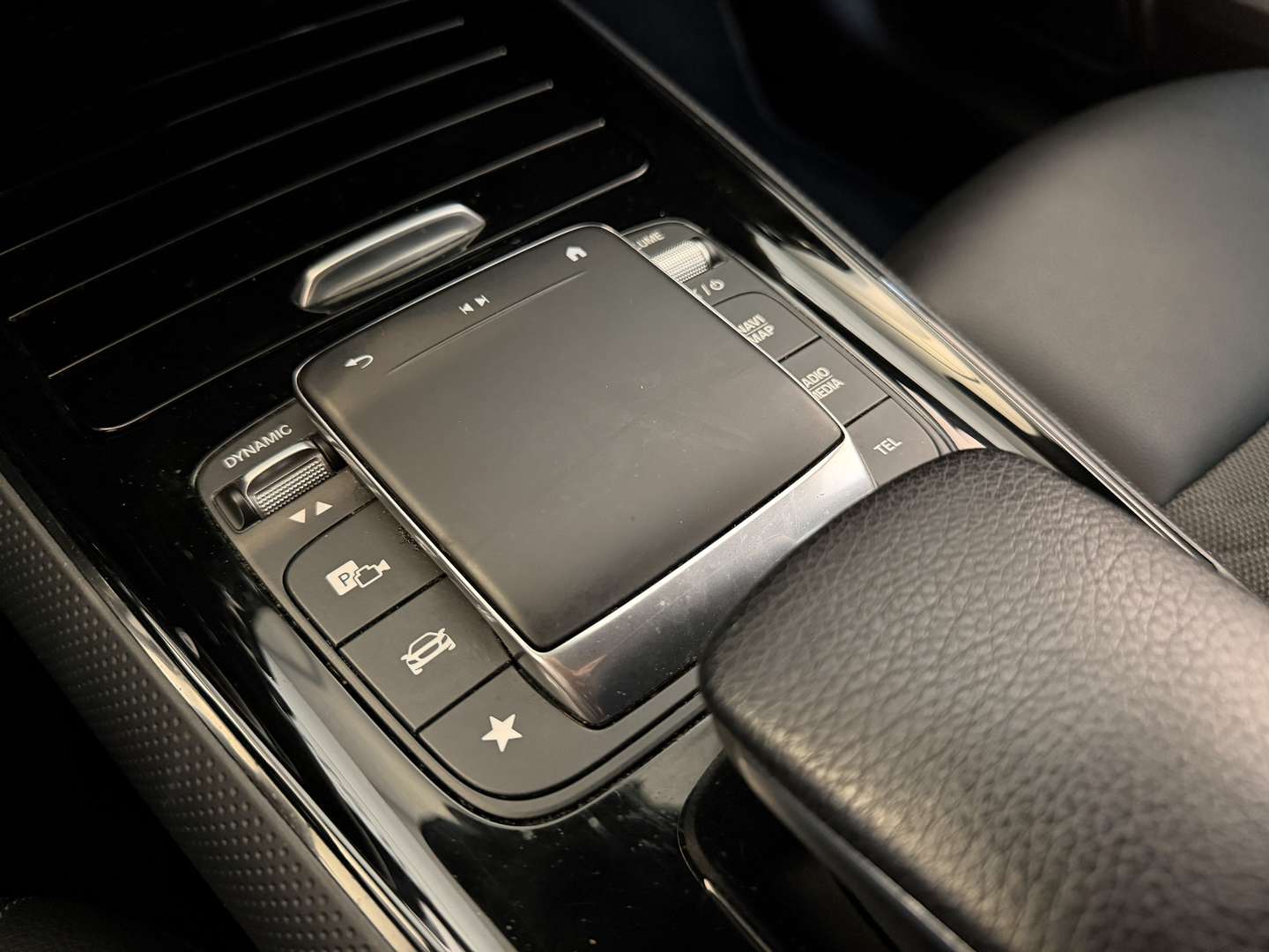 Mercedes GLA 250 250 Business Line - 2023 - Joinsteer - #19