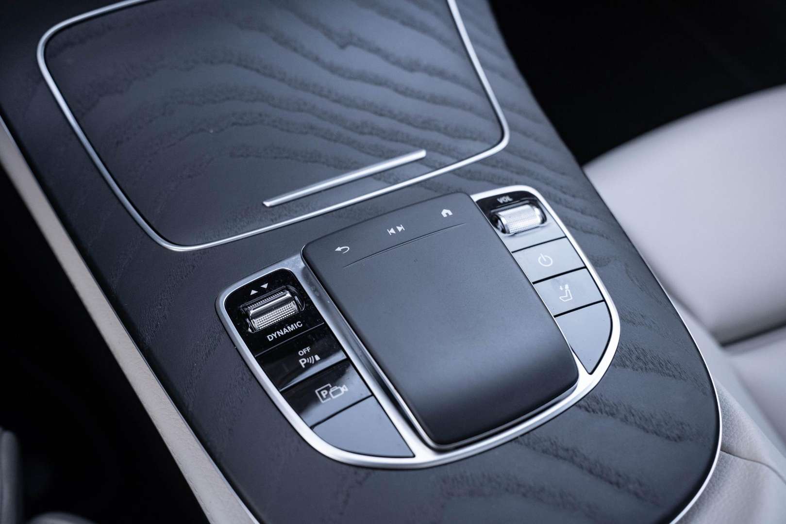 Mercedes Classe E Break 300 AMG Line - 2022 - Joinsteer - #46