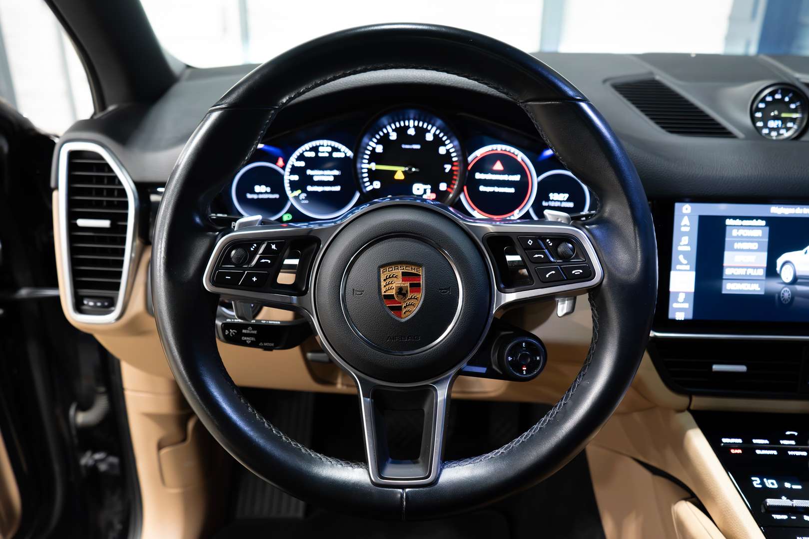 Porsche Cayenne Coupé E-Hybrid - 2020 - Joinsteer - #9