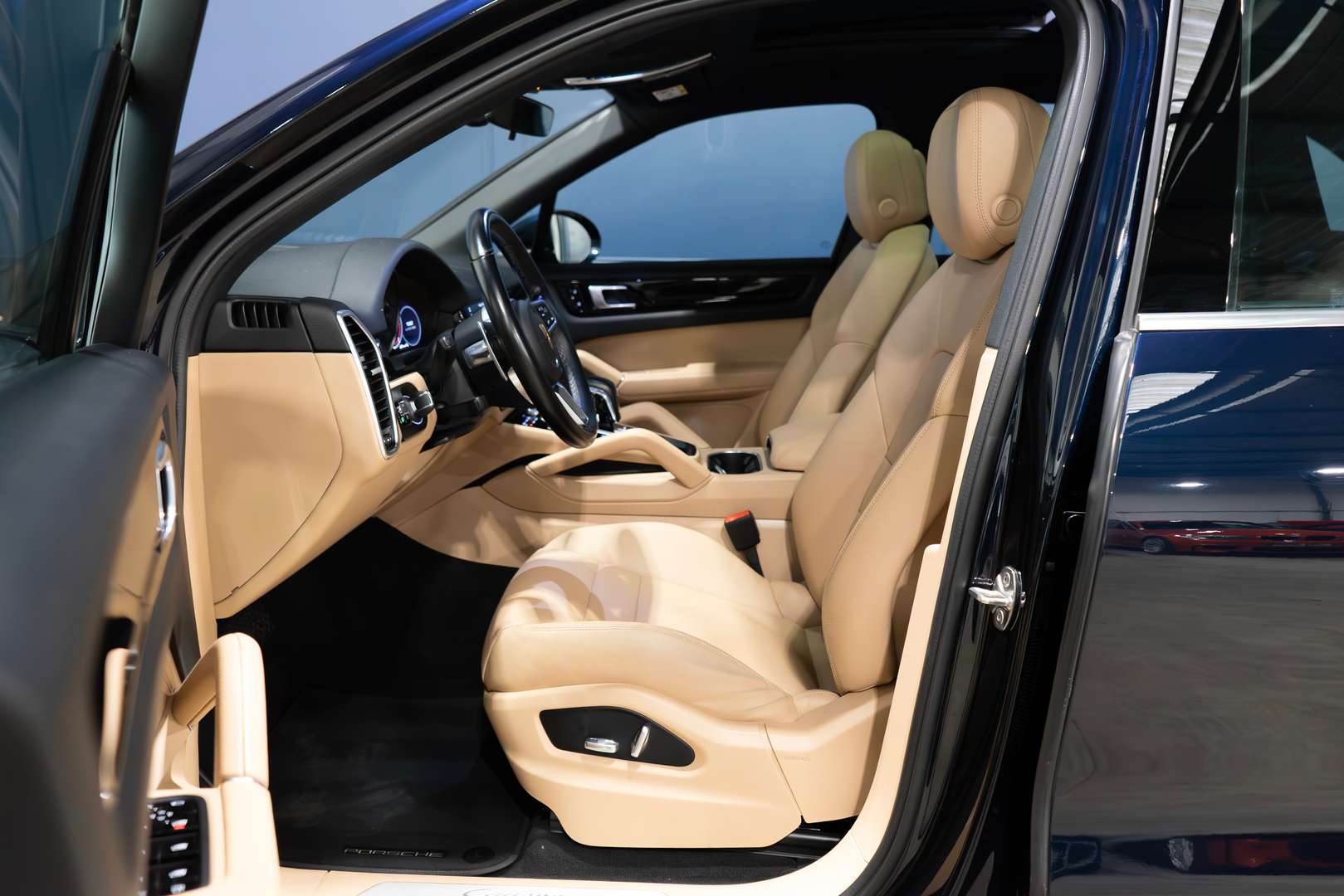 Porsche Cayenne Coupé E-Hybrid - 2020 - Joinsteer - #24