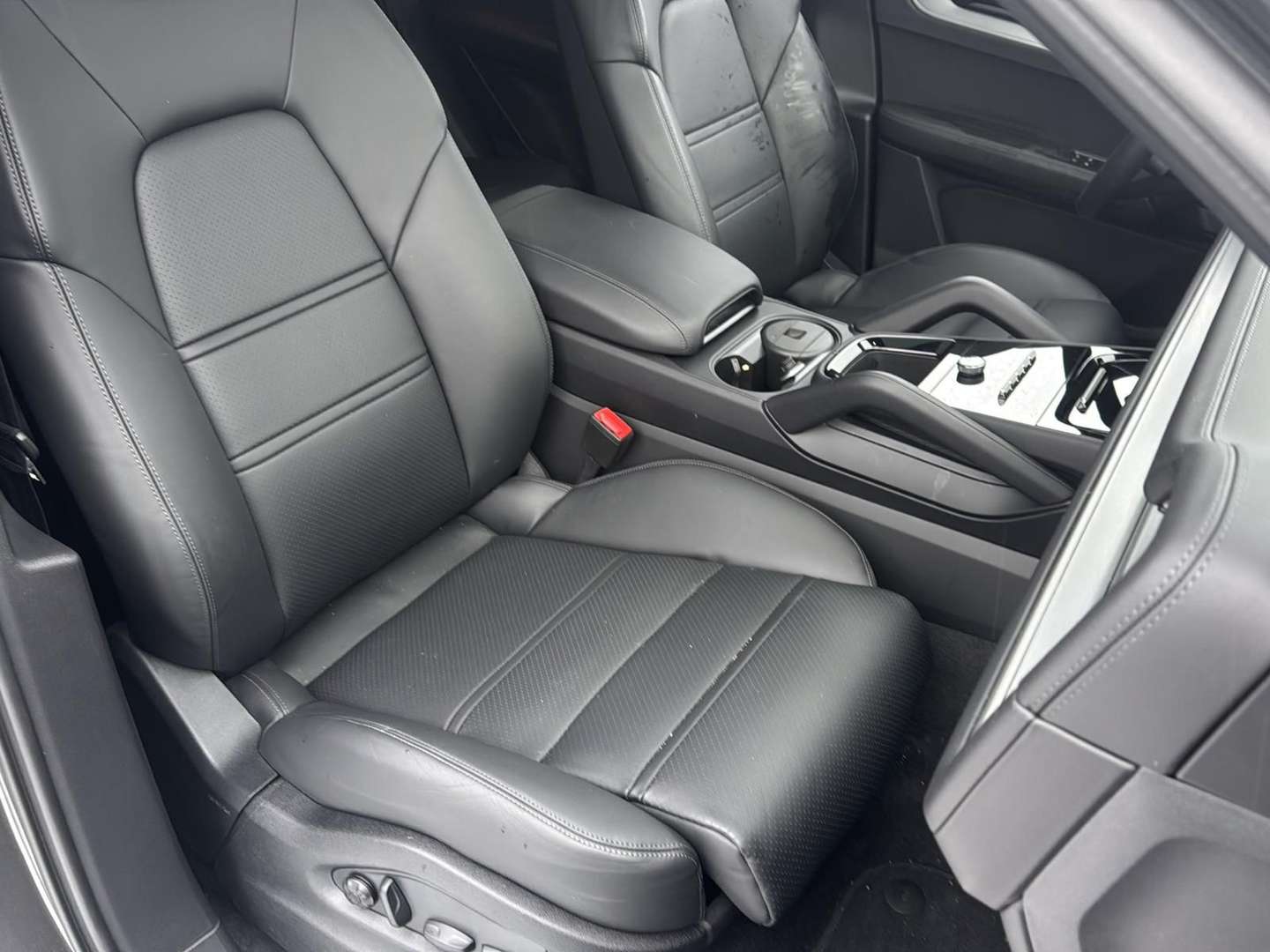 Porsche Cayenne Coupé E-Hybrid - 2024 - Joinsteer - #17