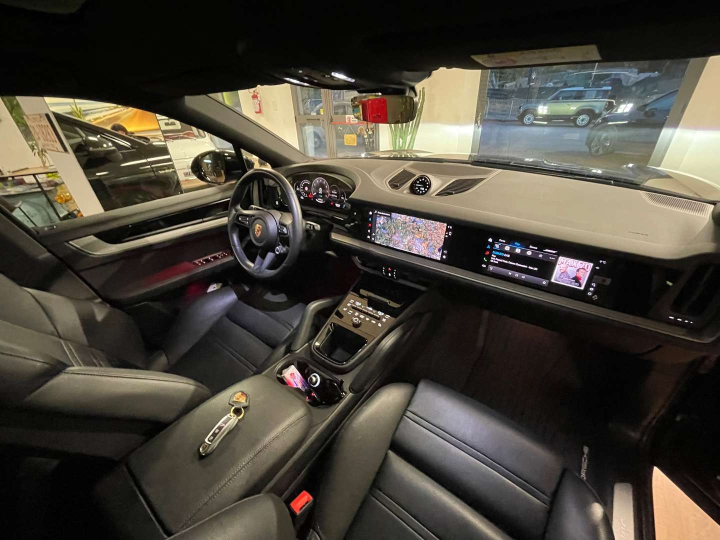 Porsche Cayenne Coupé E-Hybrid - 2025 - Joinsteer - #4