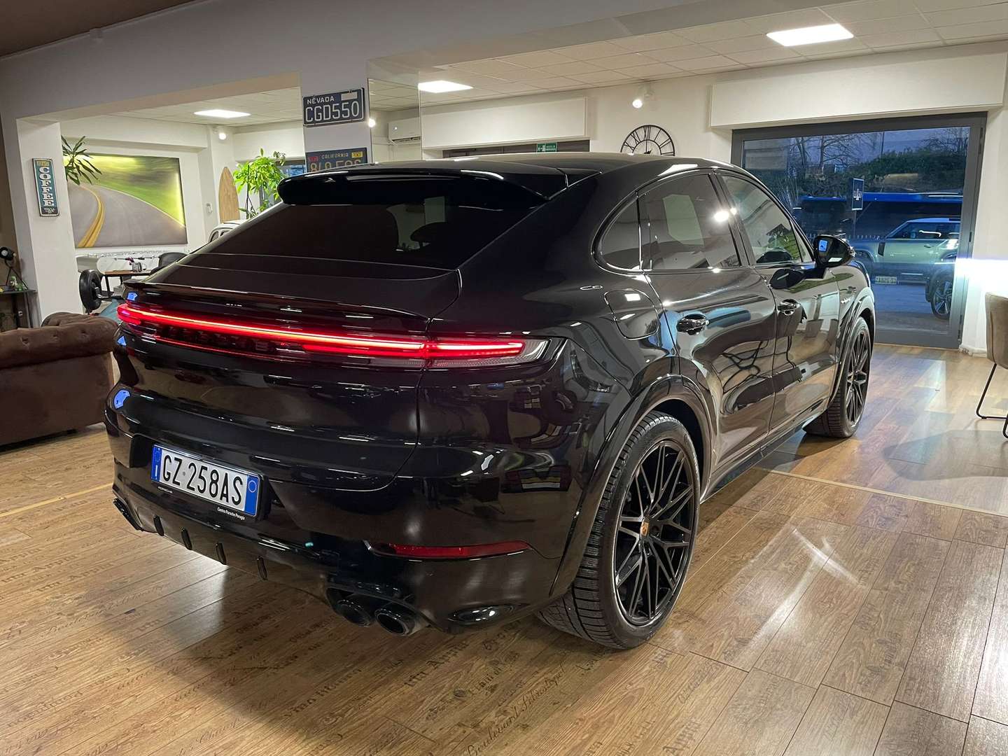 Porsche Cayenne Coupé E-Hybrid - 2025 - Joinsteer - #6