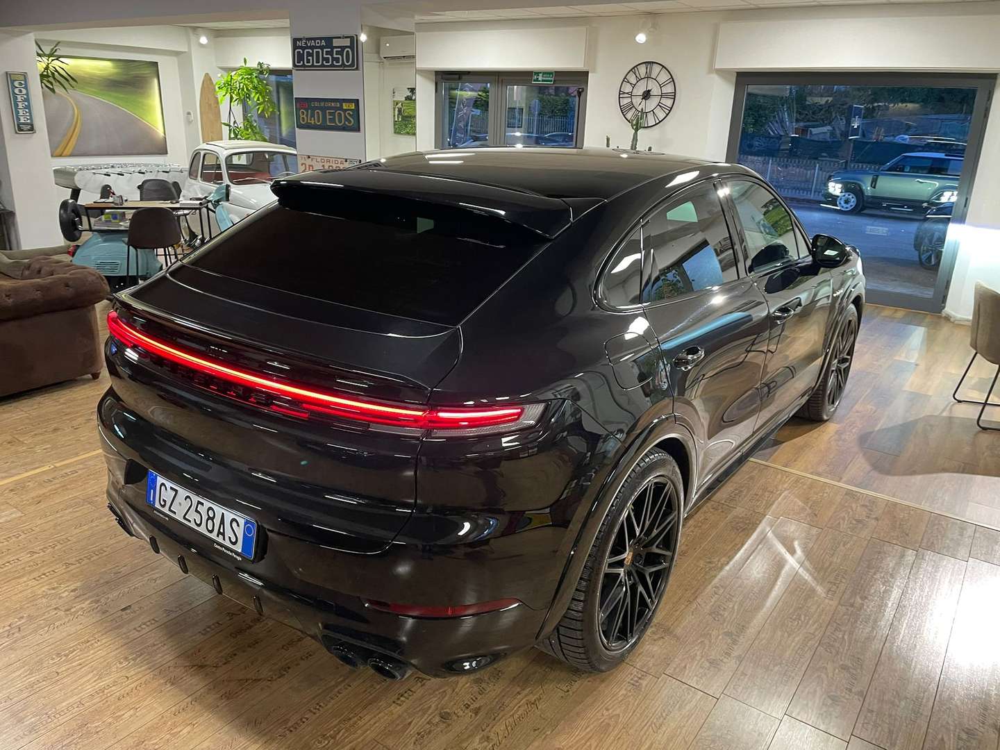 Porsche Cayenne Coupé E-Hybrid - 2025 - Joinsteer - #15