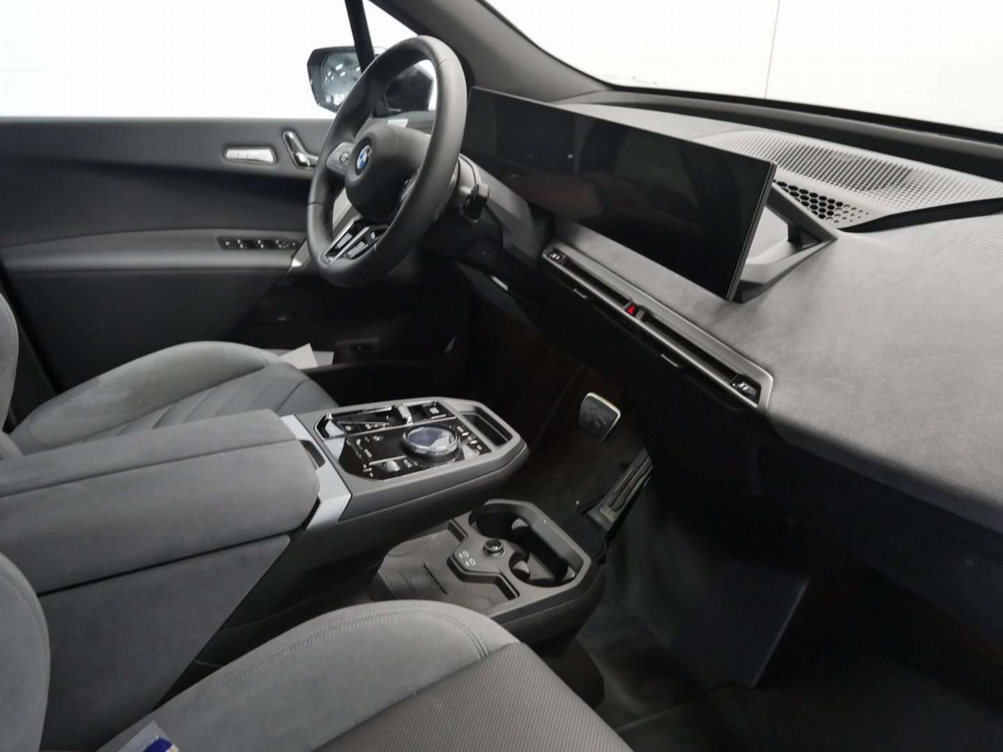 BMW IX M Sport XDrive45 - 2025 - Joinsteer - #4