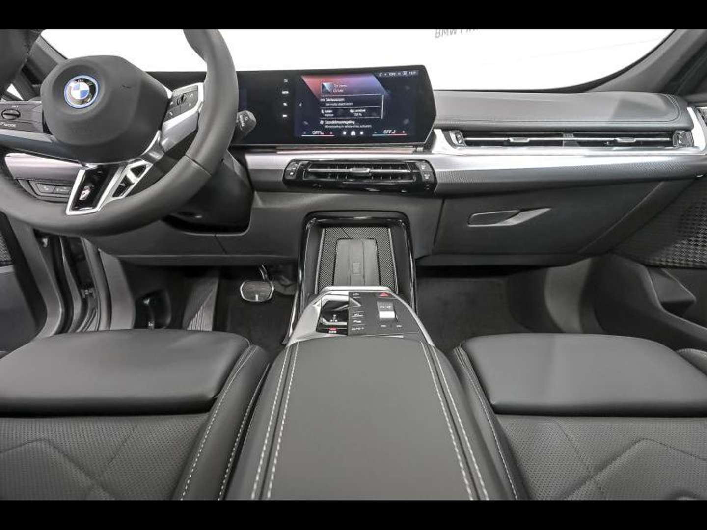 BMW IX1 M Sport EDrive20 - 2025 - Joinsteer - #3